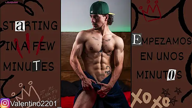 Snapshot of Valentino_Xander chatting on February 7, 2:26 am Valentino Xander online show from February 7, 2:26 am