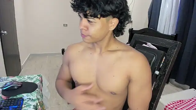 johan beley  online show from January 11, 9:15 pm