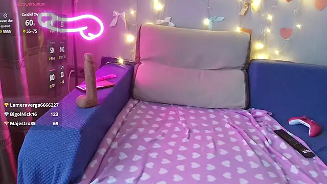 MilaaMilaa online show from February 13, 9:30 am