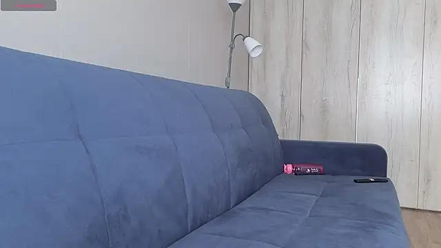 MilaaMilaa online show from April 14, 3:56 am