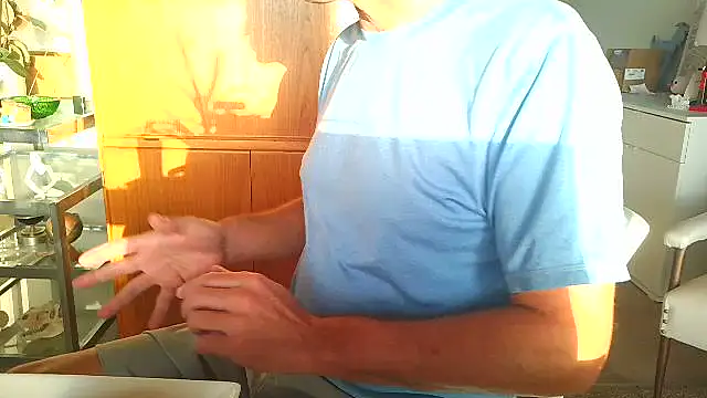 costanza7070 online show from December 15, 12:04 am