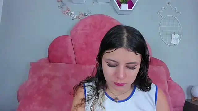 Snapshot of EngelStone chatting on December 30, 7:32 pm EngelStone online show from December 30, 7:32 pm