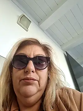 Snapshot of Mara-24 chatting on October 24, 6:54 am Mara-24 online show from October 24, 6:54 am