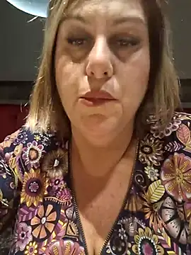 Snapshot of Mara-24 chatting on December 3, 7:45 pm Mara-24 online show from December 3, 7:45 pm