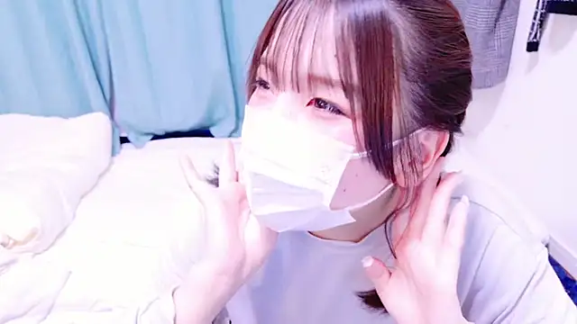 Snapshot of mari_tan_ch chatting on December 12, 10:45 am mari tan ch online show from December 12, 10:45 am