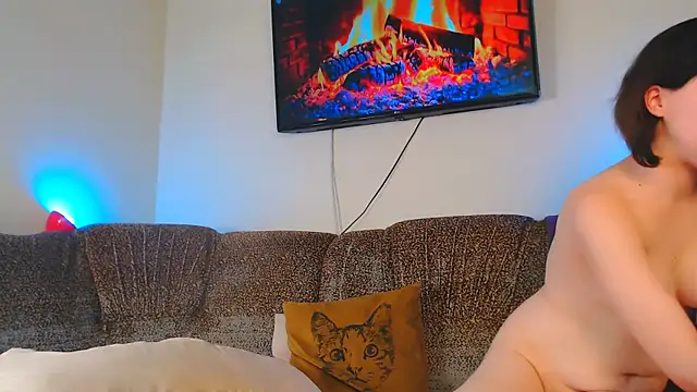 Caroline1995 online show from March 10, 12:59 pm