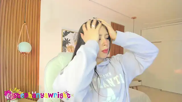 TiffanyWright online show from March 22, 1:08 pm