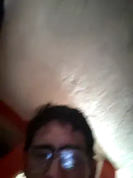 Snapshot of VL25DN26 chatting on November 26, 8:21 pm VL25DN26 online show from November 26, 8:21 pm