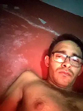 Snapshot of VL25DN26 chatting on December 17, 5:02 am VL25DN26 online show from December 17, 5:02 am