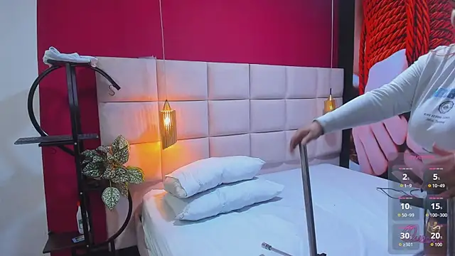 Amberluy online show from February 7, 7:50 pm