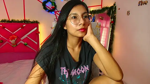 Snapshot of _Jessi29_ chatting on December 27, 7:46 pm  Jessi29  online show from December 27, 7:46 pm