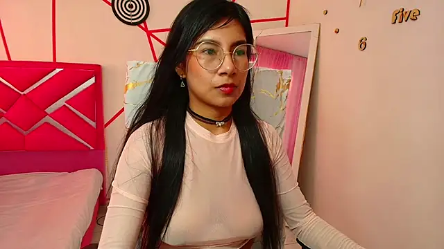 Snapshot of _Jessi29_ chatting on February 1, 9:29 pm  Jessi29  online show from February 1, 9:29 pm