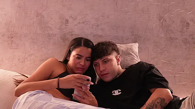 Nicky and Blake online show from October 6, 8:39 pm