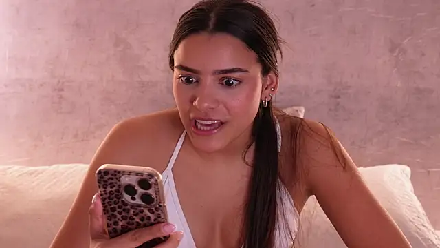 Nicky and Blake online show from October 28, 8:00 pm