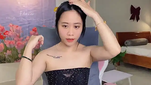 -rosiie- online show from March 12, 3:13 am