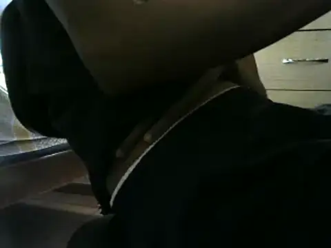 Snapshot of RenziTatte chatting on December 11, 1:06 pm RenziTatte online show from December 11, 1:06 pm