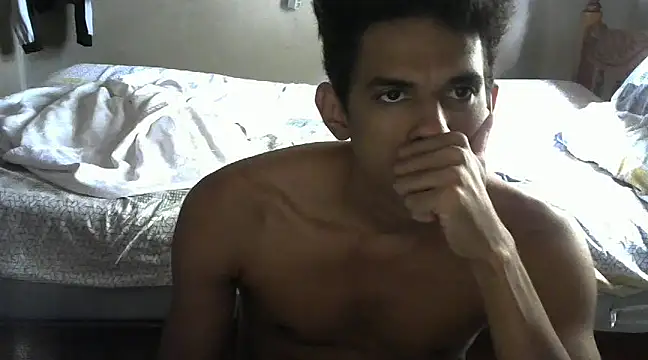 Snapshot of RenziTatte chatting on January 29, 1:17 pm RenziTatte online show from January 29, 1:17 pm