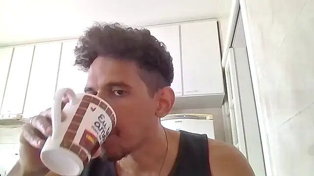 Snapshot of RenziTatte chatting on September 15, 1:55 pm RenziTatte online show from September 15, 1:55 pm