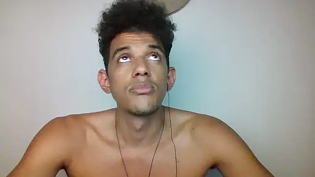 Snapshot of RenziTatte chatting on October 5, 5:55 pm RenziTatte online show from October 5, 5:55 pm