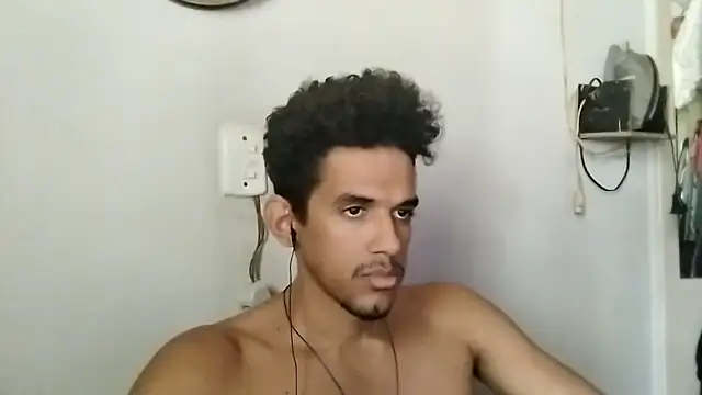 Snapshot of RenziTatte chatting on October 14, 4:41 pm RenziTatte online show from October 14, 4:41 pm