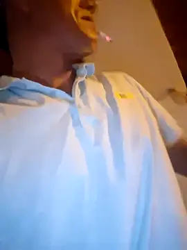 leoytessa 10 online show from October 15, 10:04 am