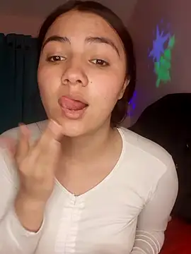 Nahiara velez online show from December 25, 10:27 pm