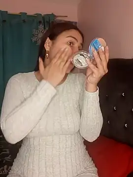 Nahiara velez online show from January 10, 9:42 pm