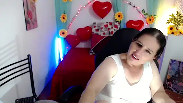 victoria jones online show from February 14, 6:08 pm