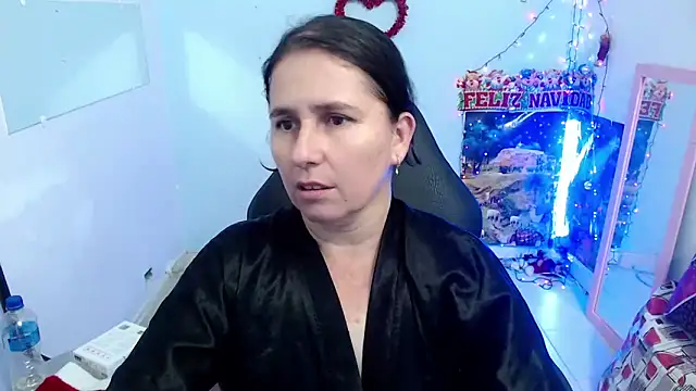 victoria jones online show from December 16, 5:51 pm