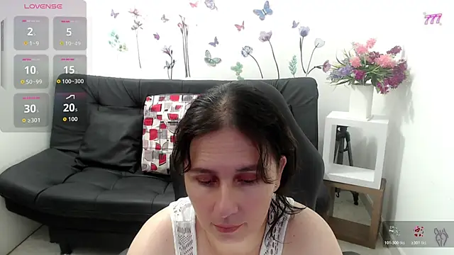 victoria jones online show from May 28, 12:57 pm
