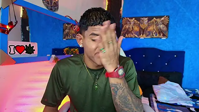 Snapshot of Damian_latinxxx chatting on January 29, 2:51 am Damian latinxxx online show from January 29, 2:51 am