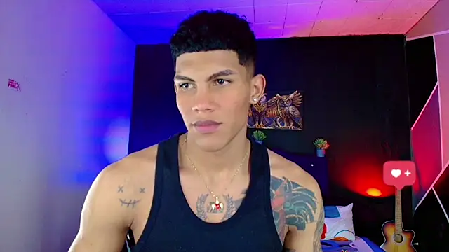 Snapshot of Damian_latinxxx chatting on February 28, 6:10 am Damian latinxxx online show from February 28, 6:10 am