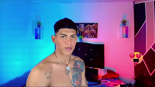Snapshot of Damian_latinxxx chatting on March 6, 5:11 pm Damian latinxxx online show from March 6, 5:11 pm