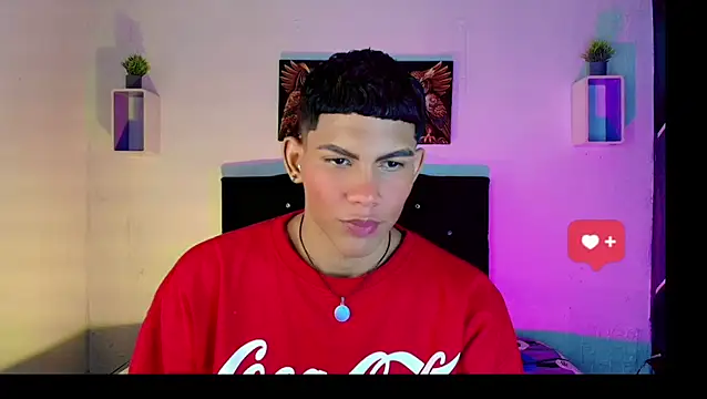 Snapshot of Damian_latinxxx chatting on March 7, 2:57 am Damian latinxxx online show from March 7, 2:57 am