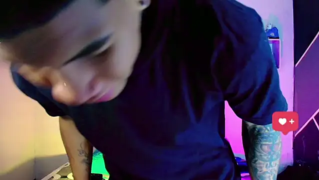 Snapshot of Damian_latinxxx chatting on March 11, 3:16 am Damian latinxxx online show from March 11, 3:16 am