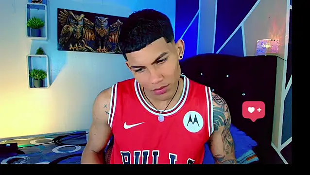 Snapshot of Damian_latinxxx chatting on March 19, 2:48 am Damian latinxxx online show from March 19, 2:48 am