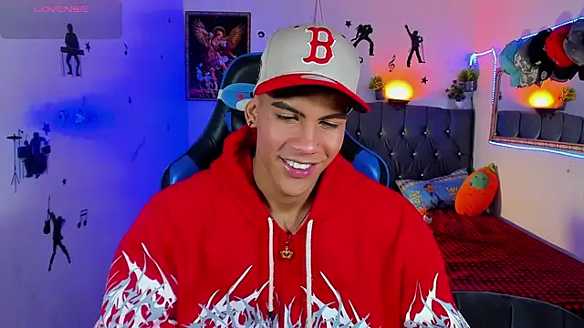 Snapshot of Damian_latinxxx chatting on September 21, 1:51 am Damian latinxxx online show from September 21, 1:51 am