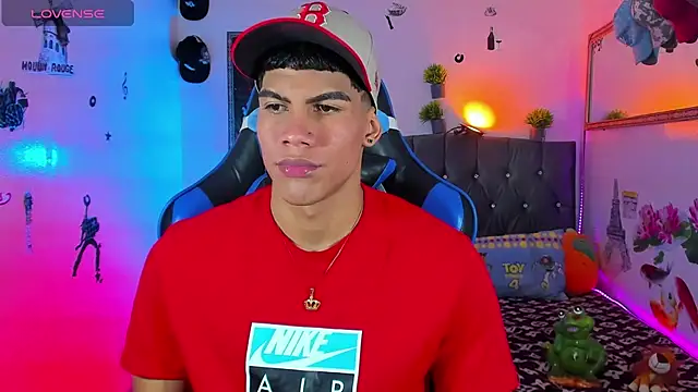 Snapshot of Damian_latinxxx chatting on September 25, 3:10 am Damian latinxxx online show from September 25, 3:10 am