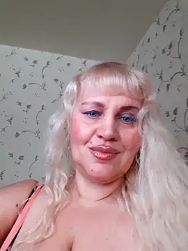 IsabellaBoni online show from November 25, 7:08 am