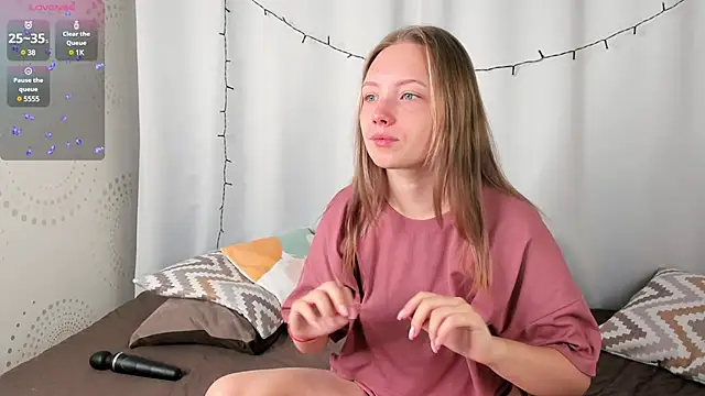 Snapshot of bubble_bbb chatting on December 28, 4:08 am bubble bbb online show from December 28, 4:08 am