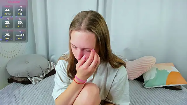 Snapshot of bubble_bbb chatting on February 9, 4:04 am bubble bbb online show from February 9, 4:04 am