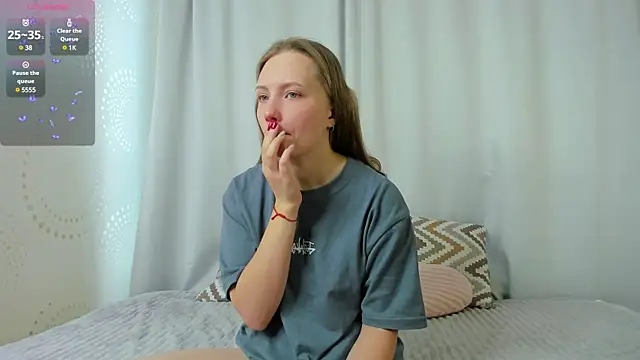 Snapshot of bubble_bbb chatting on March 4, 4:17 am bubble bbb online show from March 4, 4:17 am