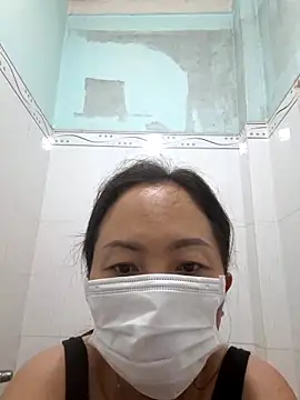 Baby-sexytits18 online show from March 13, 10:54 pm