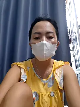 Baby-sexytits18 online show from September 15, 11:27 pm