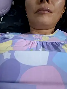 Baby-sexytits18 online show from September 29, 12:43 pm