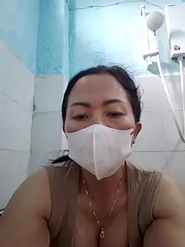 Baby-sexytits18 online show from November 7, 1:16 am