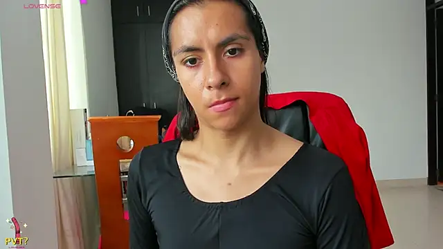 Kamilasalazar online show from February 14, 2:44 pm