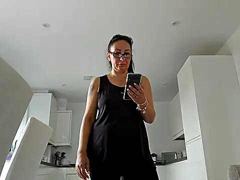 Snapshot of Misscorpion69 chatting on October 13, 12:05 pm Misscorpion69 online show from October 13, 12:05 pm