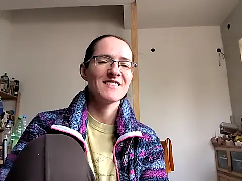 Snapshot of Milky_hairy_mommy chatting on February 27, 7:23 am Milky hairy mommy online show from February 27, 7:23 am