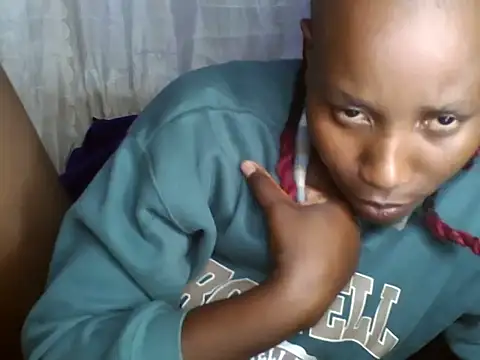 juiccypussy online show from February 15, 6:43 am